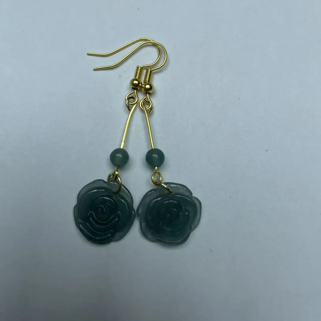 荷花耳坠优雅时尚