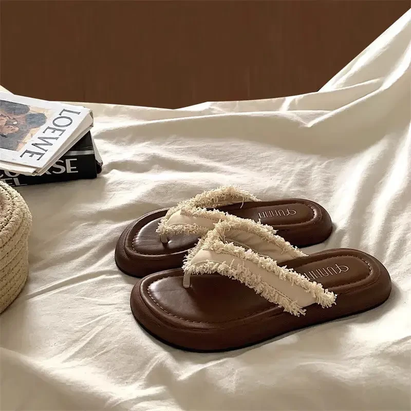 韩版ins晚晚风防滑人字拖女外穿夏季踩屎感厚底网红罗马凉拖鞋k