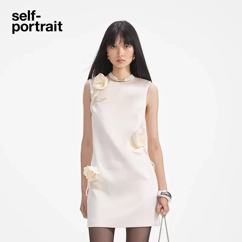 self-portrait2025春夏新款象牙白气质缎面新中式无袖连衣裙