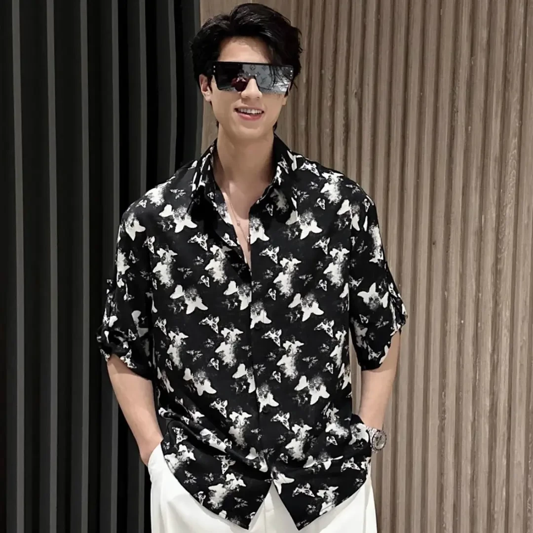 冰丝花衬衫男夏季高级感穿搭痞帅蝴蝶印花衣服男款黑色七分袖衬衣