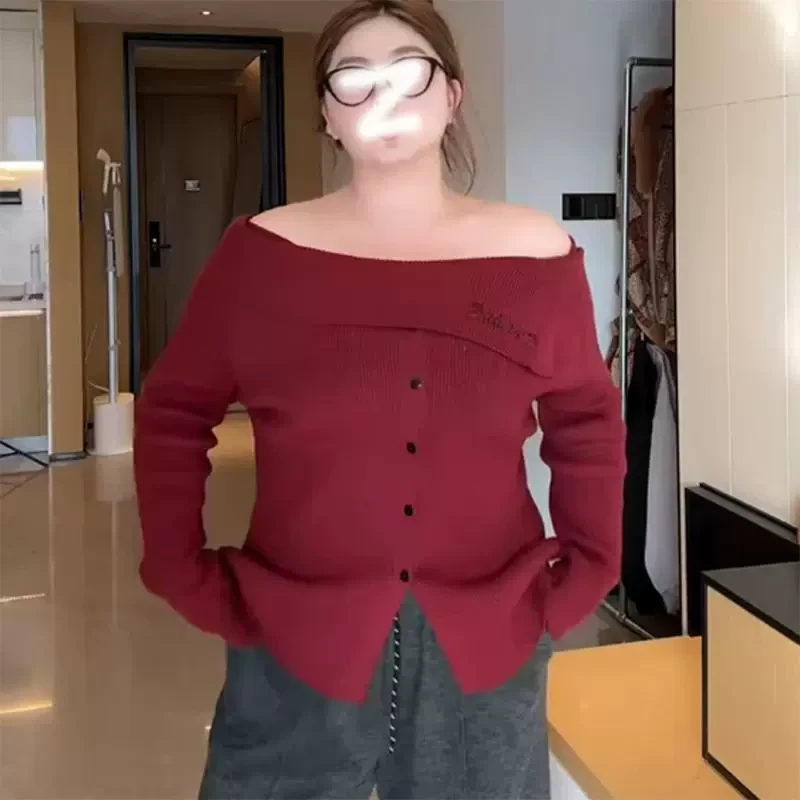 【晶晶】胖mm红色一字肩针织衫女2025秋冬宽松遮肉显瘦套头内搭上衣