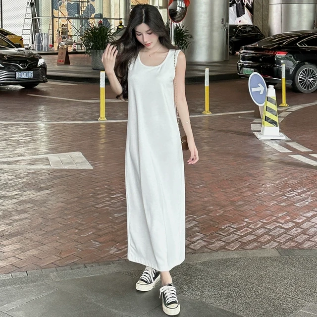 白色吊带连衣裙垂感无袖背心裙女夏新款宽松直筒裙子黑色内搭长裙