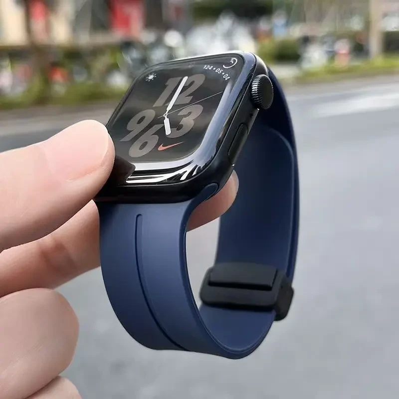 适用苹果AppleWatch手表带iwatch型号S10SE56789代硅胶磁吸扣男女