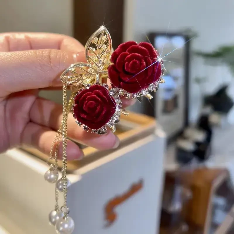 升级版满天星红玫瑰樱桃轻奢气质百搭优雅流苏抓夹后脑勺顶夹饰品