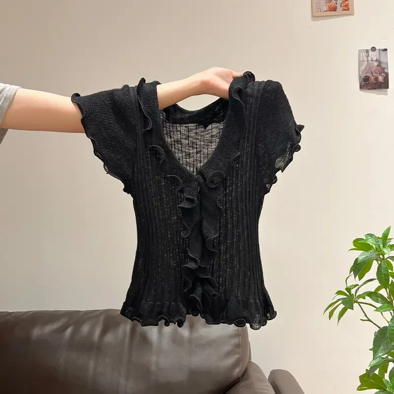 设计感木耳边V领针织短袖t恤女2025夏季新款百搭收腰显瘦修身上衣