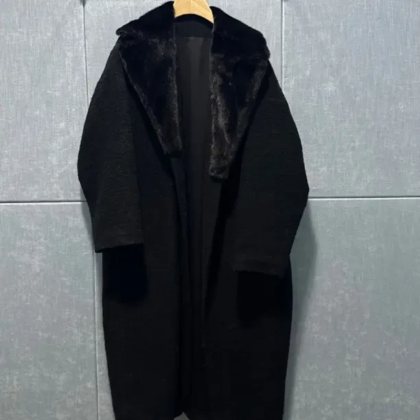 秋冬新款大翻领拼接长款保暖女士大衣