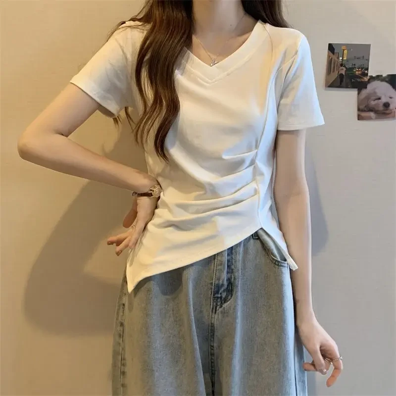 【运费险】v领短袖T恤女夏季新款设计感小众褶皱收腰开叉不规则上衣