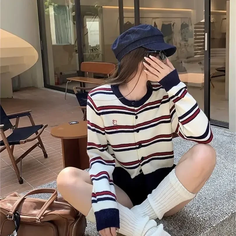 秋季撞色时尚条纹针织开衫外套女装2025新款秋季软糯条纹针织上衣
