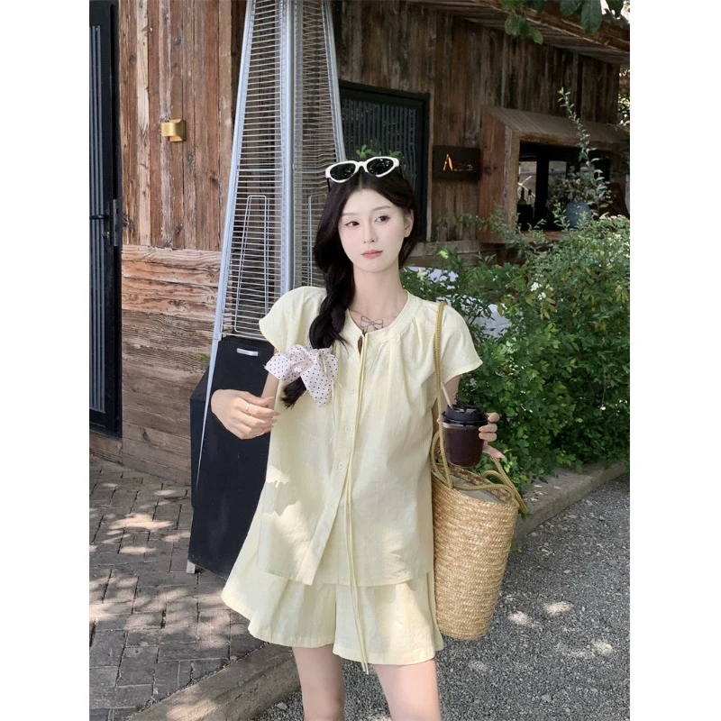 小个子甜美时尚套装女夏季奶黄色宽松系带短袖衬衫上衣阔腿短裤潮