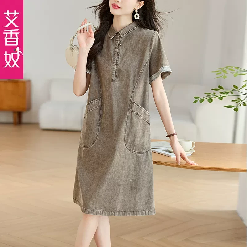 短袖牛仔连衣裙女士2024夏季新款年轻妈妈休闲大码高级感气质裙子