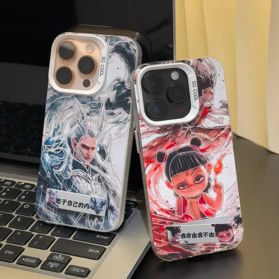 适用魔童闹海苹果15/16手机壳vivos20华为p70oppo小米14彩银支架