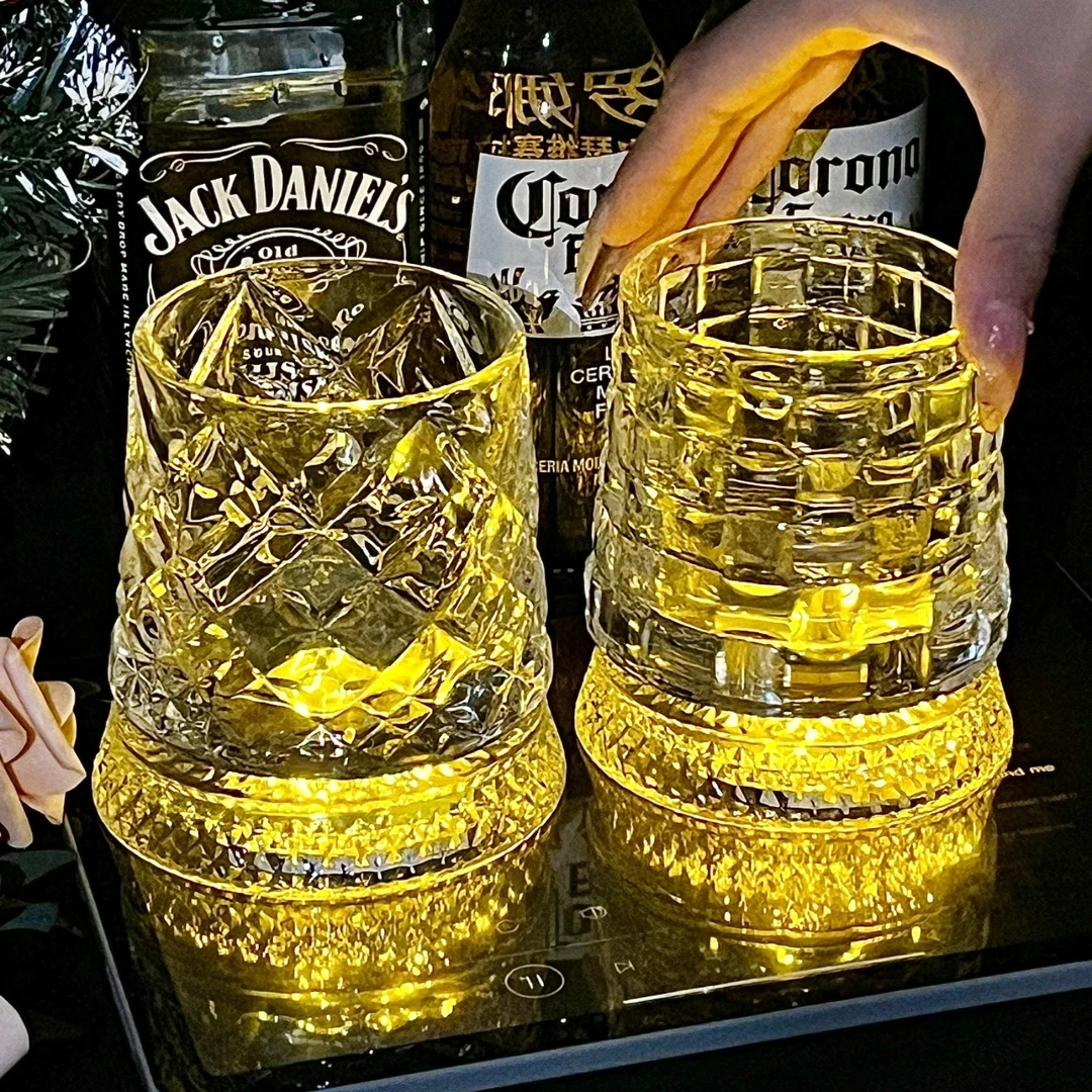 轻奢威士忌旋转酒杯转转杯洋酒杯创意简约家用玻璃杯时尚旋转水杯