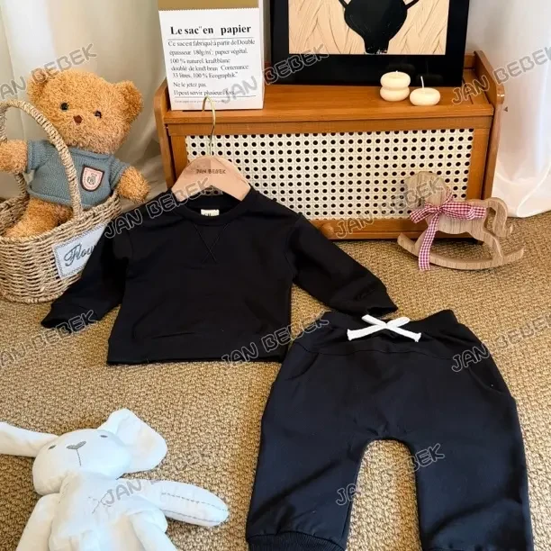 婴童套装2025春秋冬套头韩版简约黑休闲卫衣套装