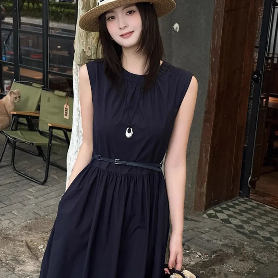 2025法式气质无袖连衣裙女2025夏季新款高级感冷淡系独特别致收腰