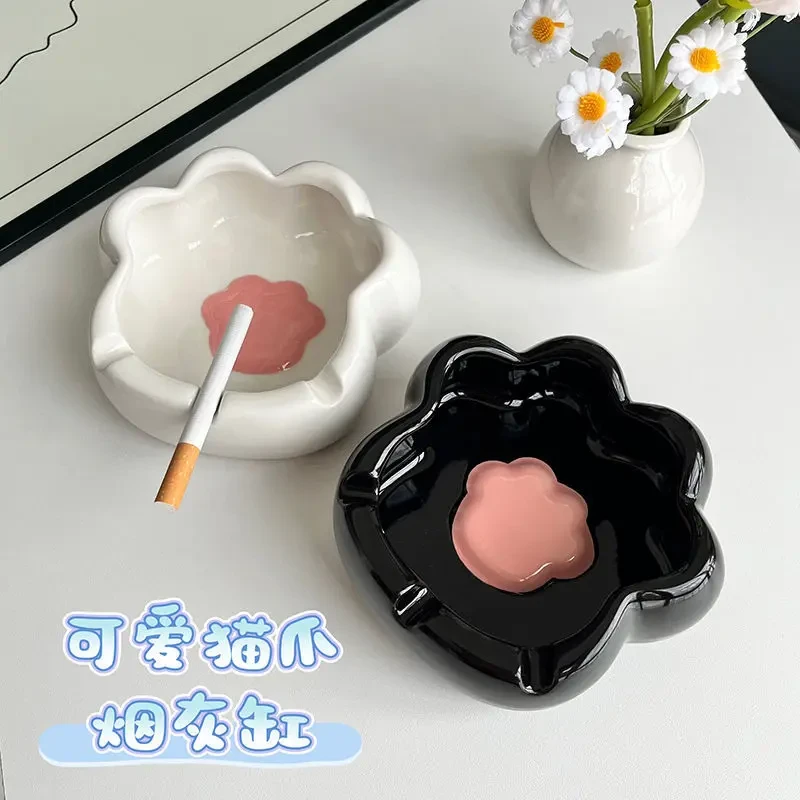 陶瓷可爱猫爪创意烟灰缸家用大号客厅潮流高颜值卡通桌面摆件
