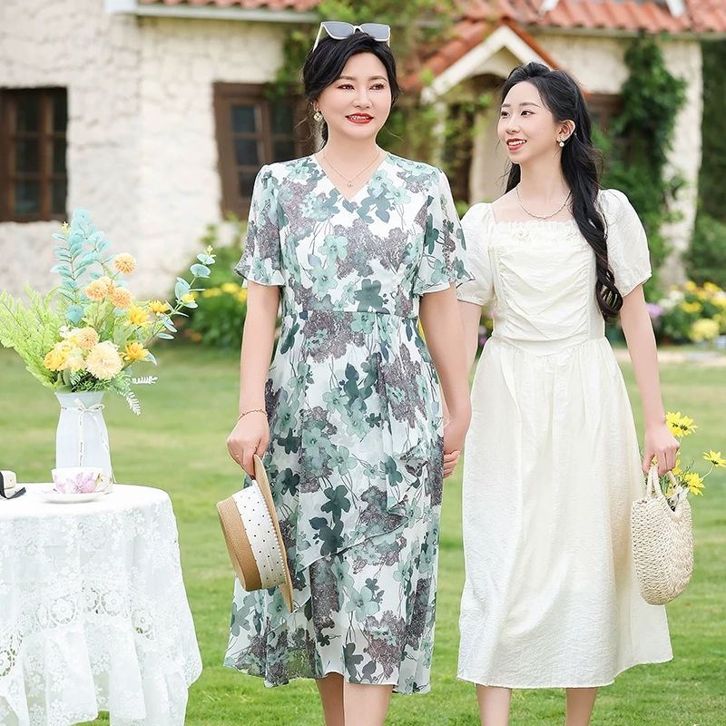 母亲节礼物妈妈装冰丝雪纺连衣裙2025新款显瘦中长款大码气质裙子
