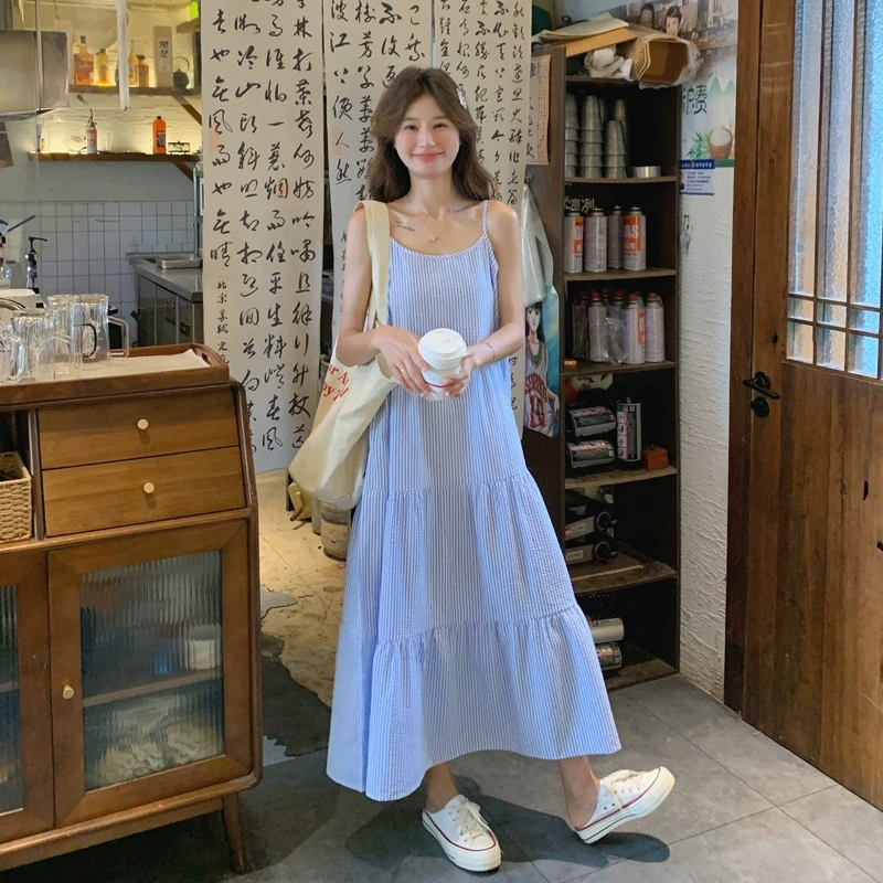 夏季新款时尚条纹挂脖连衣裙荡领设计显瘦百搭修身气质裙子法式