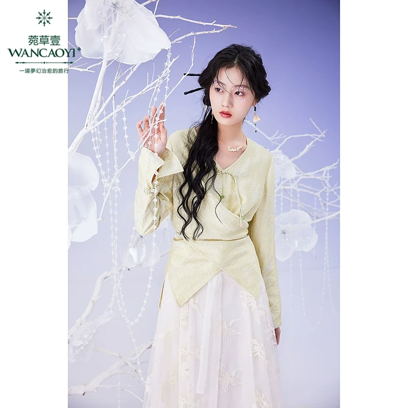 菀壹雀妖系列2025春季新款复古春夏圆领方领古风衬衫C04411513