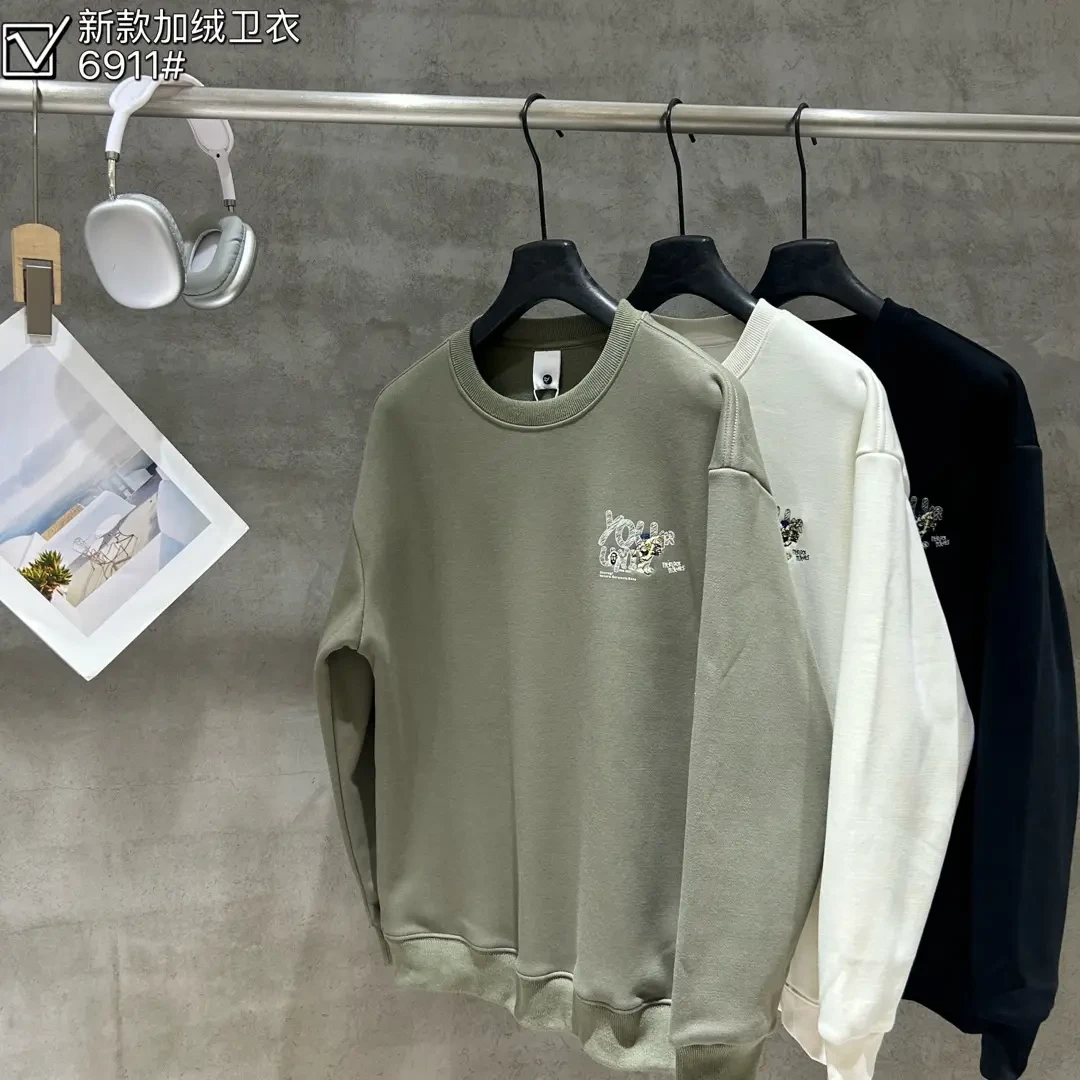 6911圆领秋冬水洗男士印花卫衣潮流休闲常规加绒男装耐磨