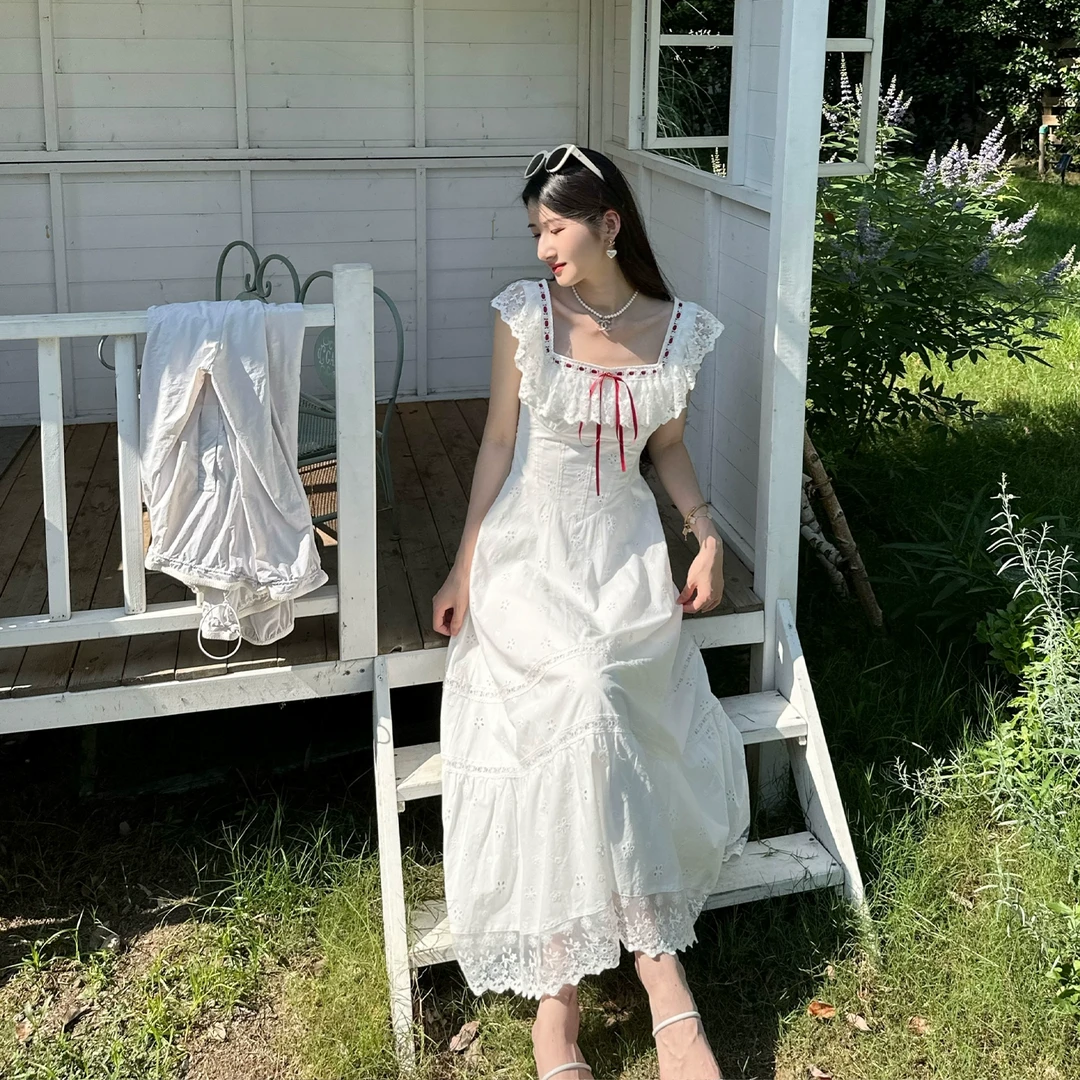 4折 Howalook 红丝带的礼物 小飞袖少女刺绣蕾丝连衣裙重工细节