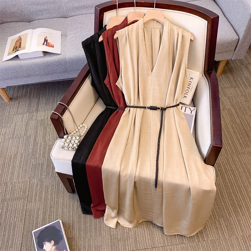 法式V领系带收腰缎面连衣裙女洋气大码胖mm轻熟气质显瘦春秋长裙