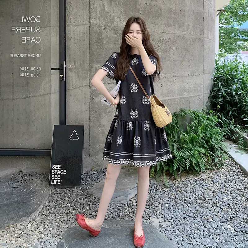 洋气减龄超好看印花连衣裙女2025夏季新款小个子今年流行显瘦裙子