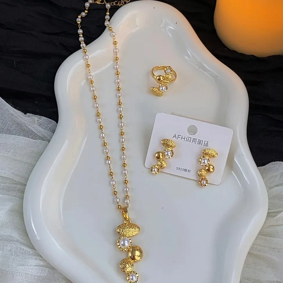 铜合金亚克力项链 10cm以下可爱女原创设计法式日韩气质复古金色