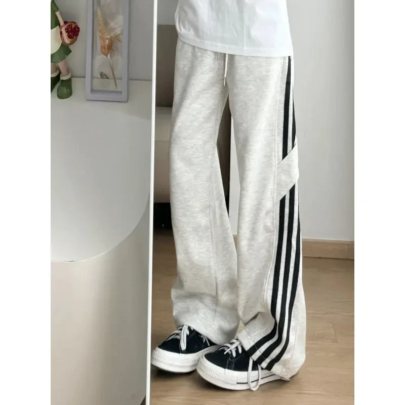 花灰色高级感条纹卫裤男款春秋重磅三条杠裤子休闲垂感直筒运动裤