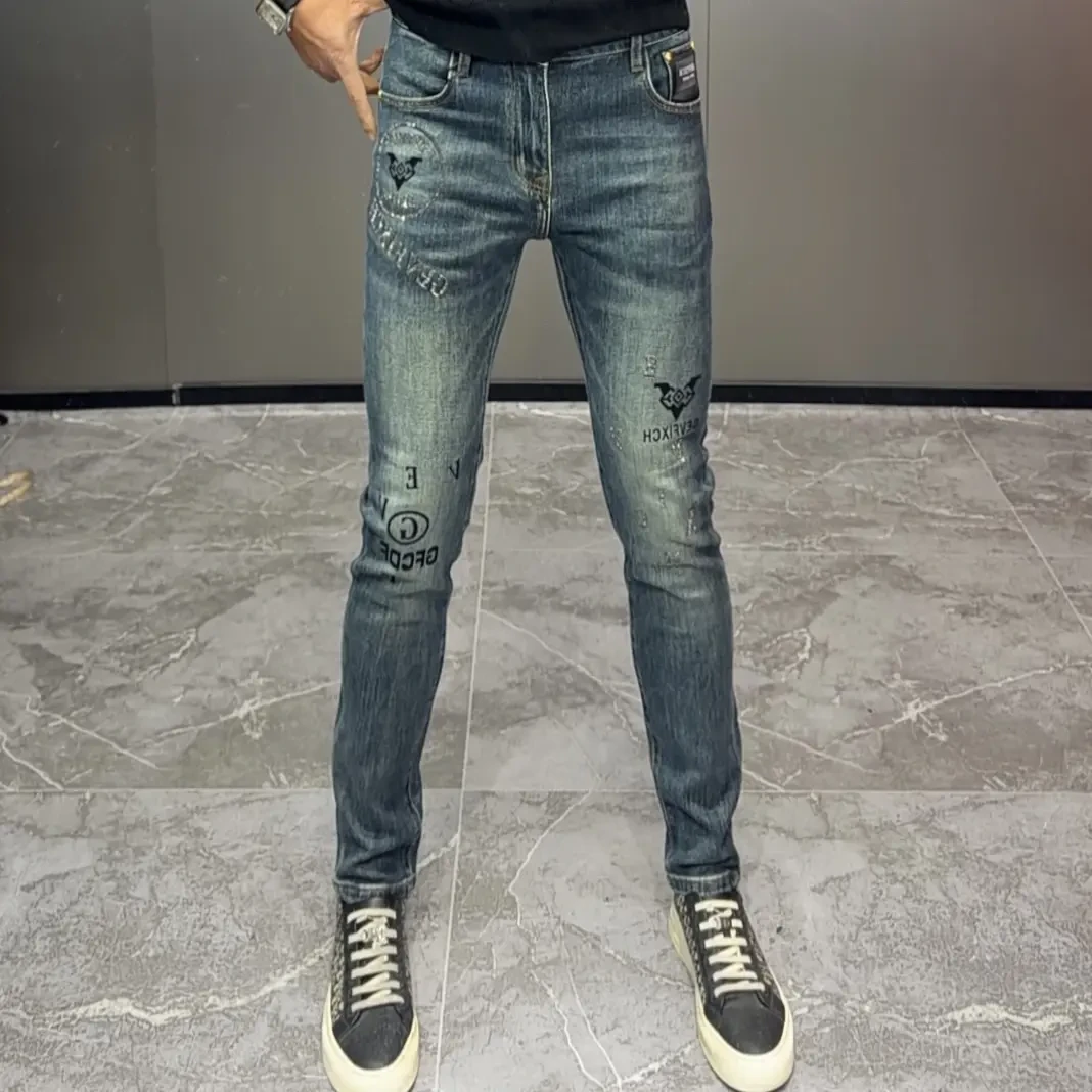 经典蓝修身小脚秋冬百搭潮流烫钻男士牛仔裤2201