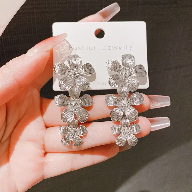 铜合金亚克力耳饰 铜合金亚克力耳饰 欧美复古金属感大气花朵流苏