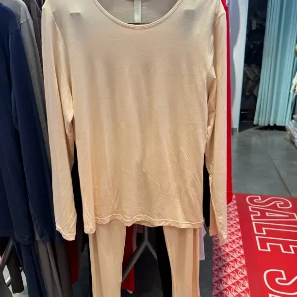 女士圆领薄款秋衣秋裤套装莫代尔材质保暖舒适