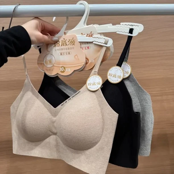 粉底液暖毛羊绒美背内衣裹胸