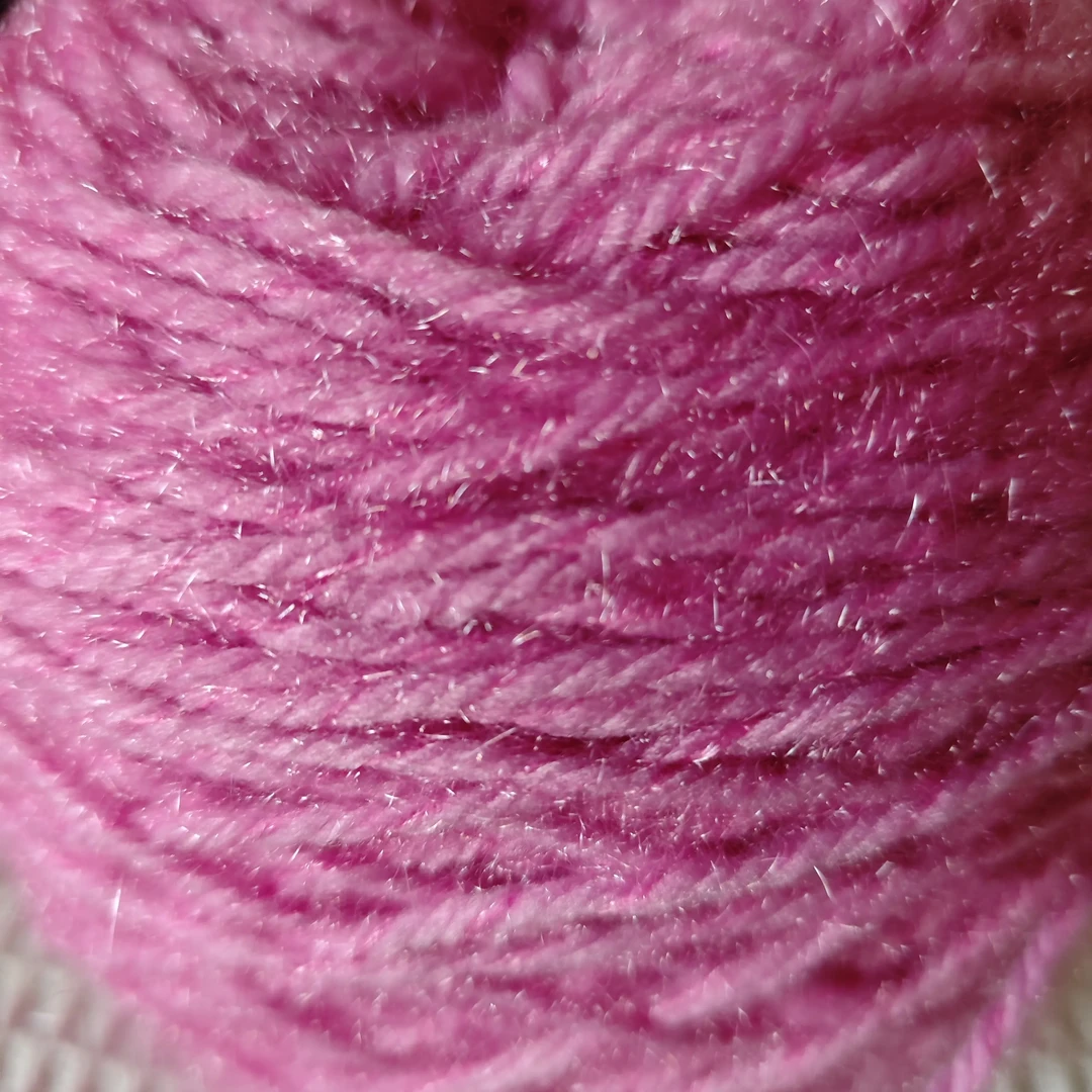 松鼠绒毛线中粗线亮丝手工材料包非成品要自己编织攻粉色三大团