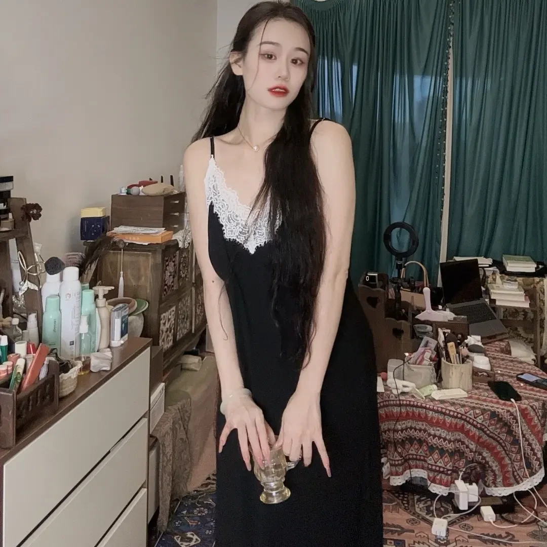 带胸垫一体显瘦夏季新款吊带睡裙女纯欲性感蕾丝美背气质长裙睡衣