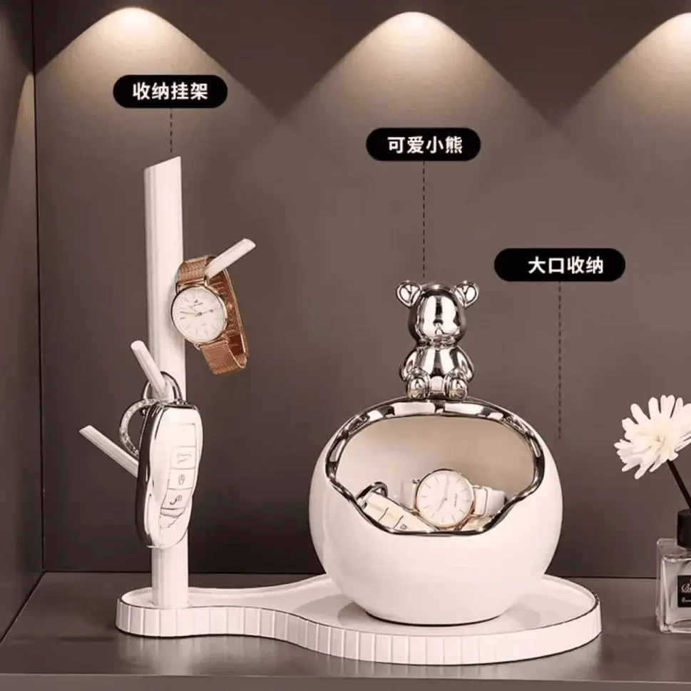 轻奢高档入户门口玄关放钥匙置物架收纳摆件鞋柜可爱小熊装饰