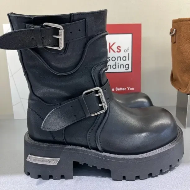 头层牛皮厚底马丁靴女圆头系带时尚百搭复古短筒骑士靴秋季新款