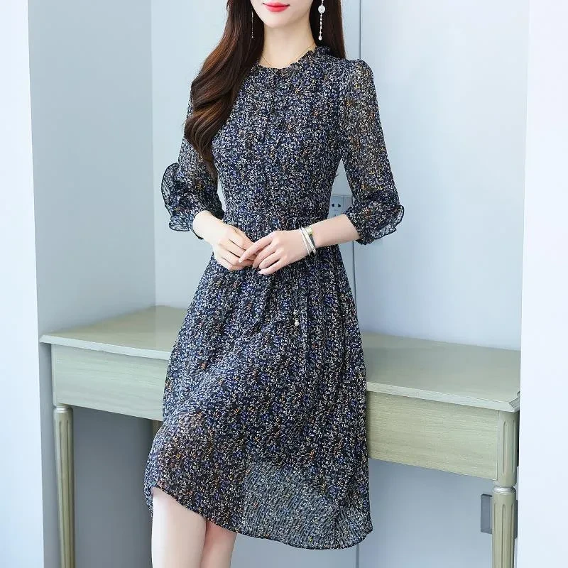 适合小个子的雪纺碎花连衣裙2025新款女春秋季轻奢高级感气质裙子