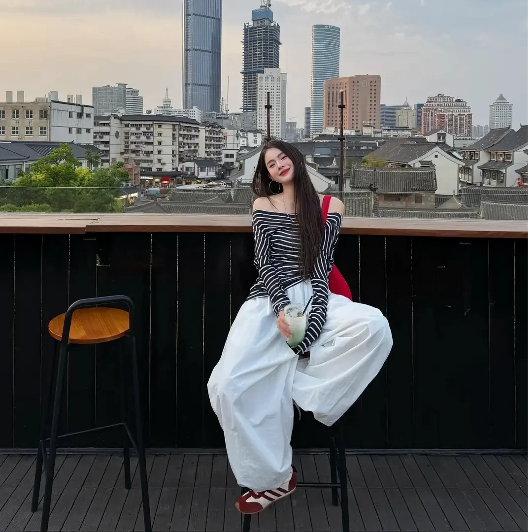 春季女装洋气时髦气质打底条纹长袖上衣露肩辣妹休闲慵懒阔腿裤