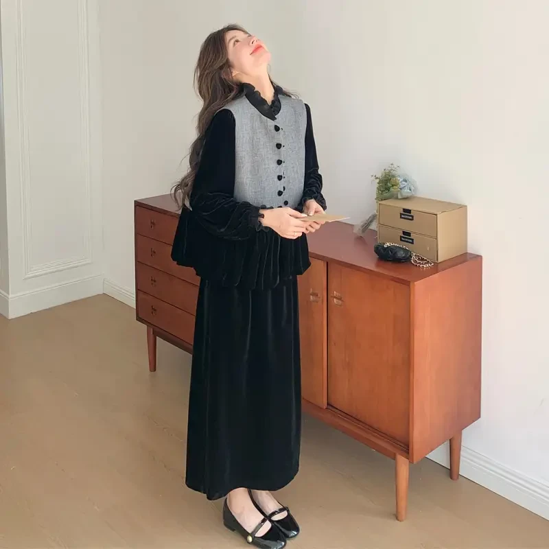 小香风金丝绒马甲套装裙女2025早春新款复古高级感显瘦爆款三件套