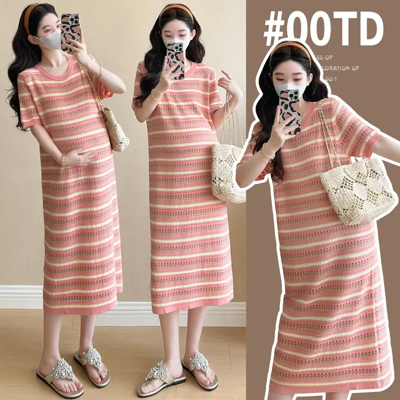 孕妇连衣裙夏季薄款2025年新款时尚外出孕期穿搭显瘦针织条纹裙子