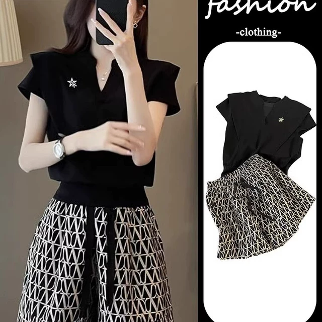 2025夏新款休闲套装女时尚显瘦气质设计感V领短袖上衣短裤两件套