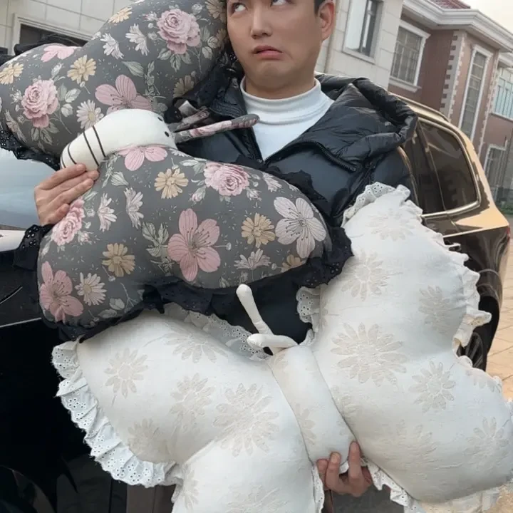 新款蝴蝶棉麻腰枕靠枕 客厅卧室沙发装饰品