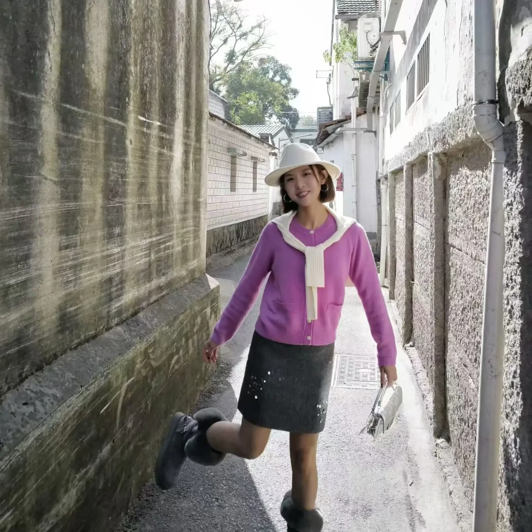 【俪妍】秋冬季纯色百搭时尚毛织开衫长袖圆领针织外套女装