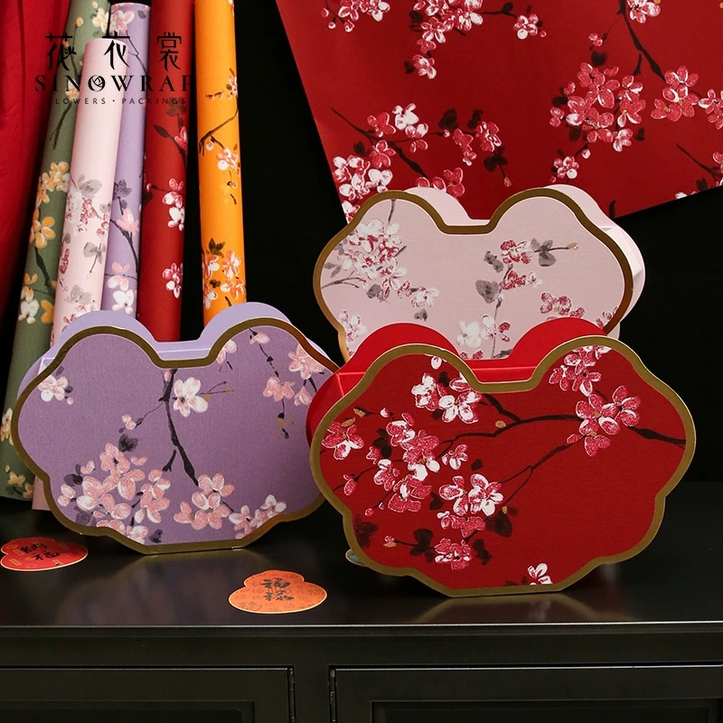 2025新款年宵节福桶 如意锁礼盒 仿真花鲜花抱抱桶高级插花桶资材