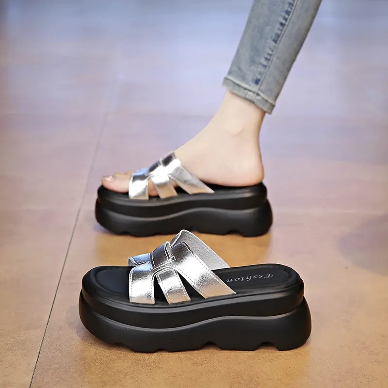 小码33厚底增高时尚拖鞋女外穿2025夏季新款气质百搭高级感一字拖