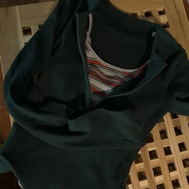 ［运动］ins风半开衫打底两件套