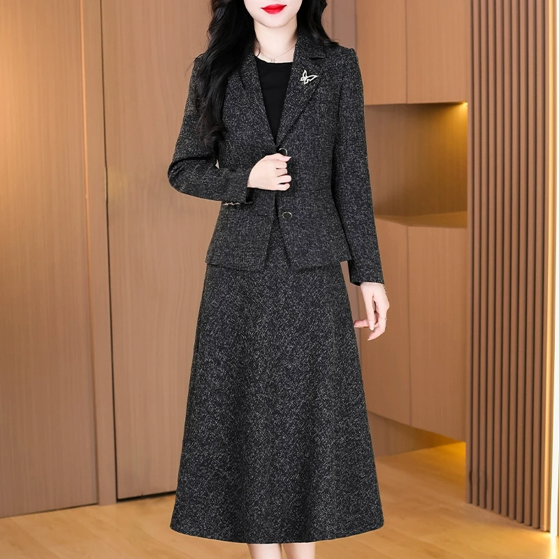 【恋晚】小香风套装连衣裙女2025新款爆春秋贵妇人妈妈西服三件套