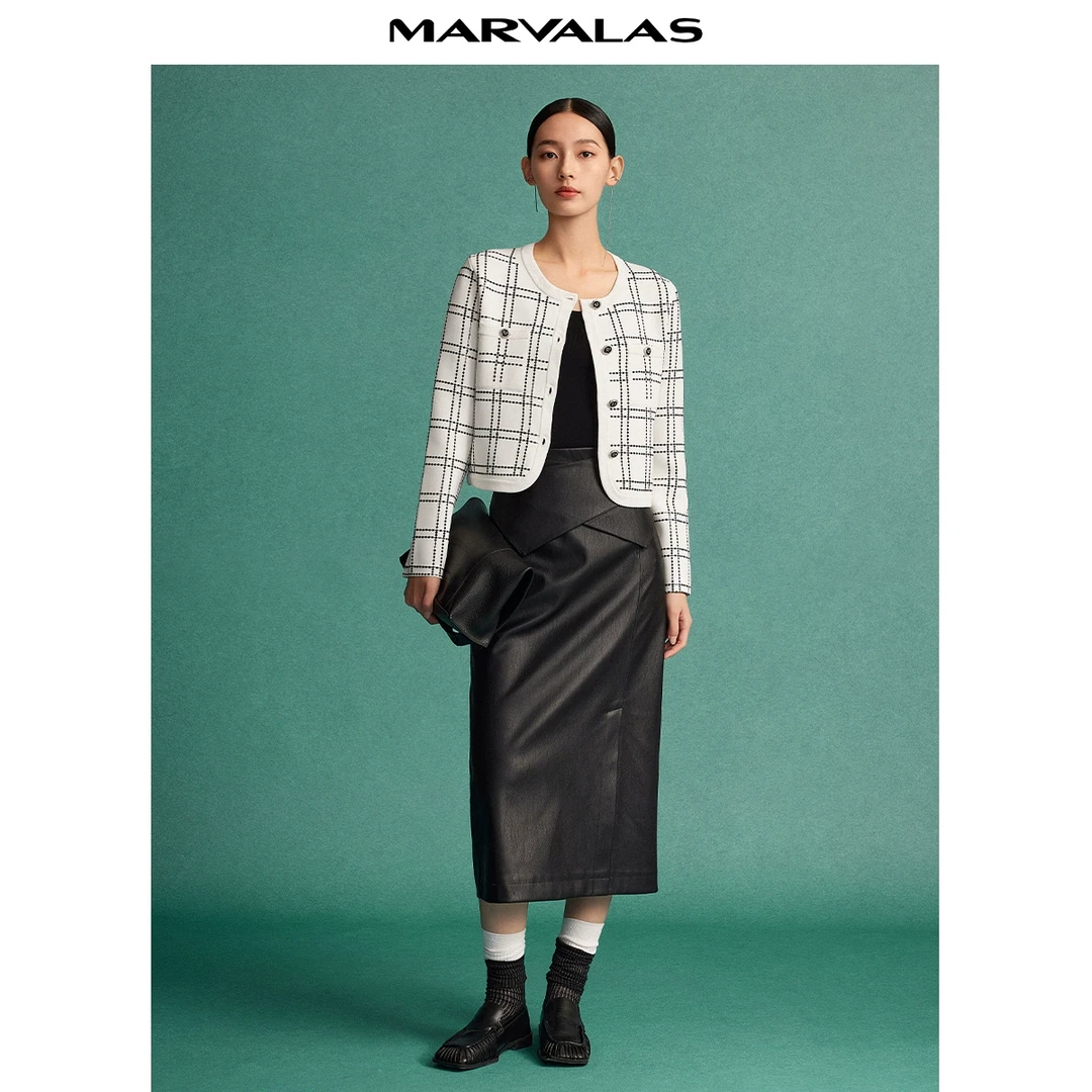 【羊羊专属】曼德诗小香风春装新款经典黑白撞色简约闪片刺绣上衣