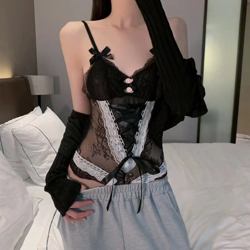 618女大学生睡衣连体衣纯欲风蕾丝吊带人间水蜜桃小胸聚拢性感睡