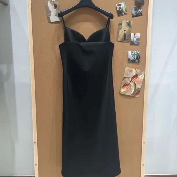 WIWH 收腰显瘦设计感吊带连衣裙